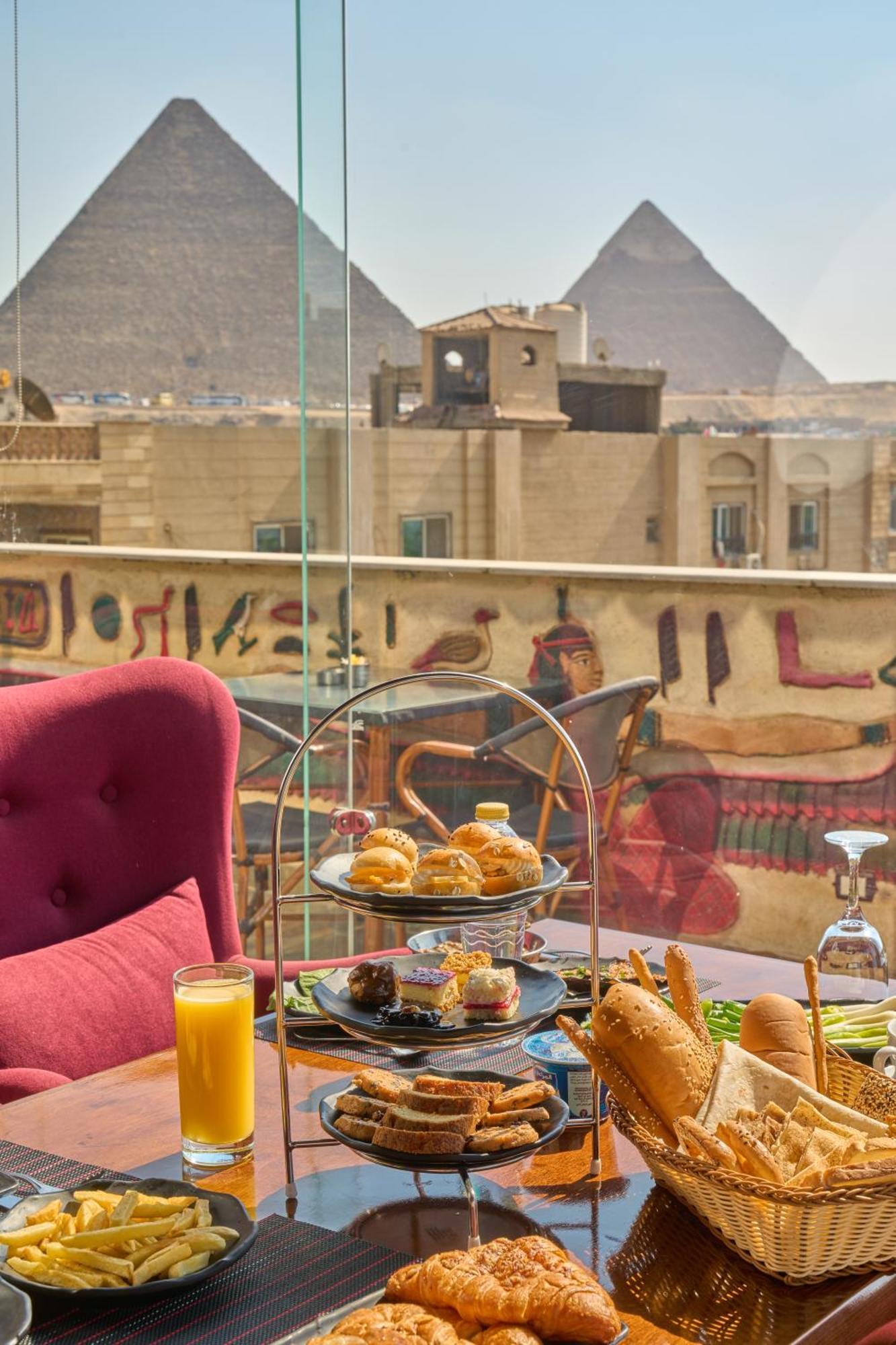 King Pyramids View Hotel Kafret el-Gabal Екстериор снимка