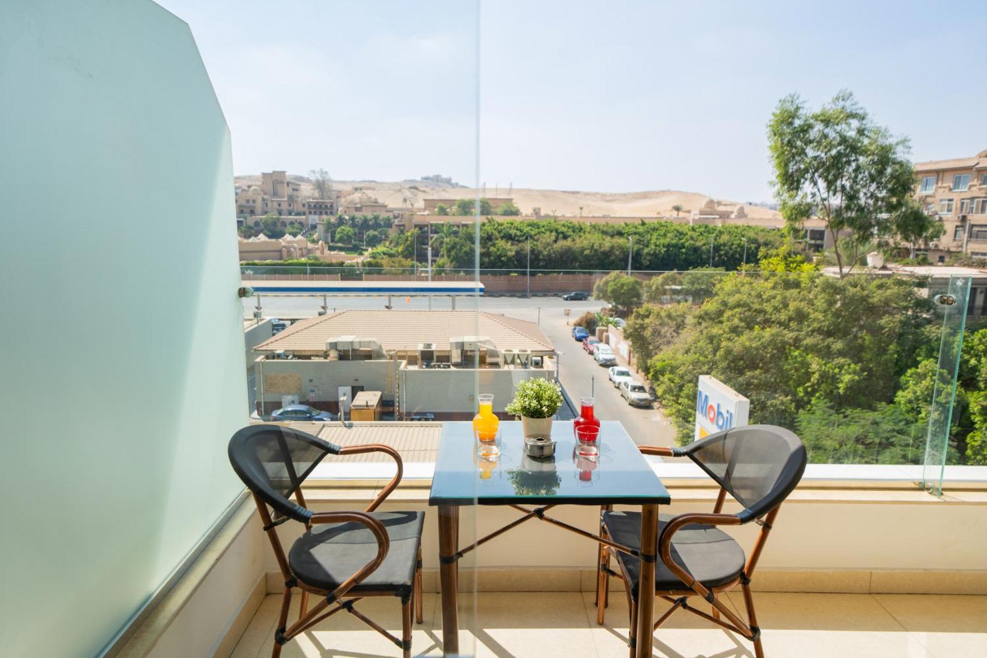 King Pyramids View Hotel Kafret el-Gabal Екстериор снимка