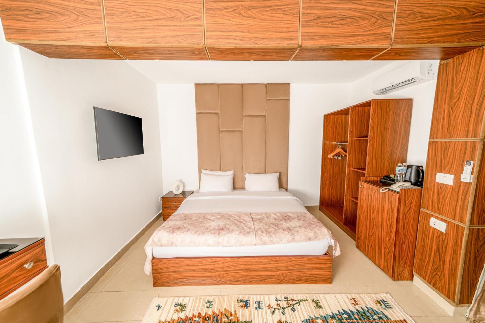 King Pyramids View Hotel Kafret el-Gabal Екстериор снимка
